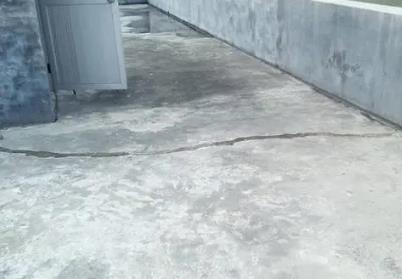 库尔勒楼顶漏水维修公司分享下如何解决卫生间隐蔽部位漏水的问题?